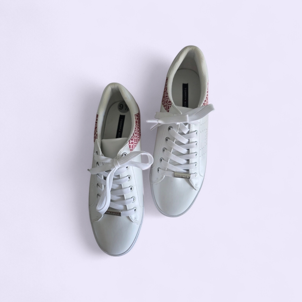 Stylish Tommy Hilfiger Women's Sneakers